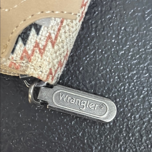 Wrangler Tan and Yellow Crossbody Bag with Adjustable Strap - Picture 6 of 15